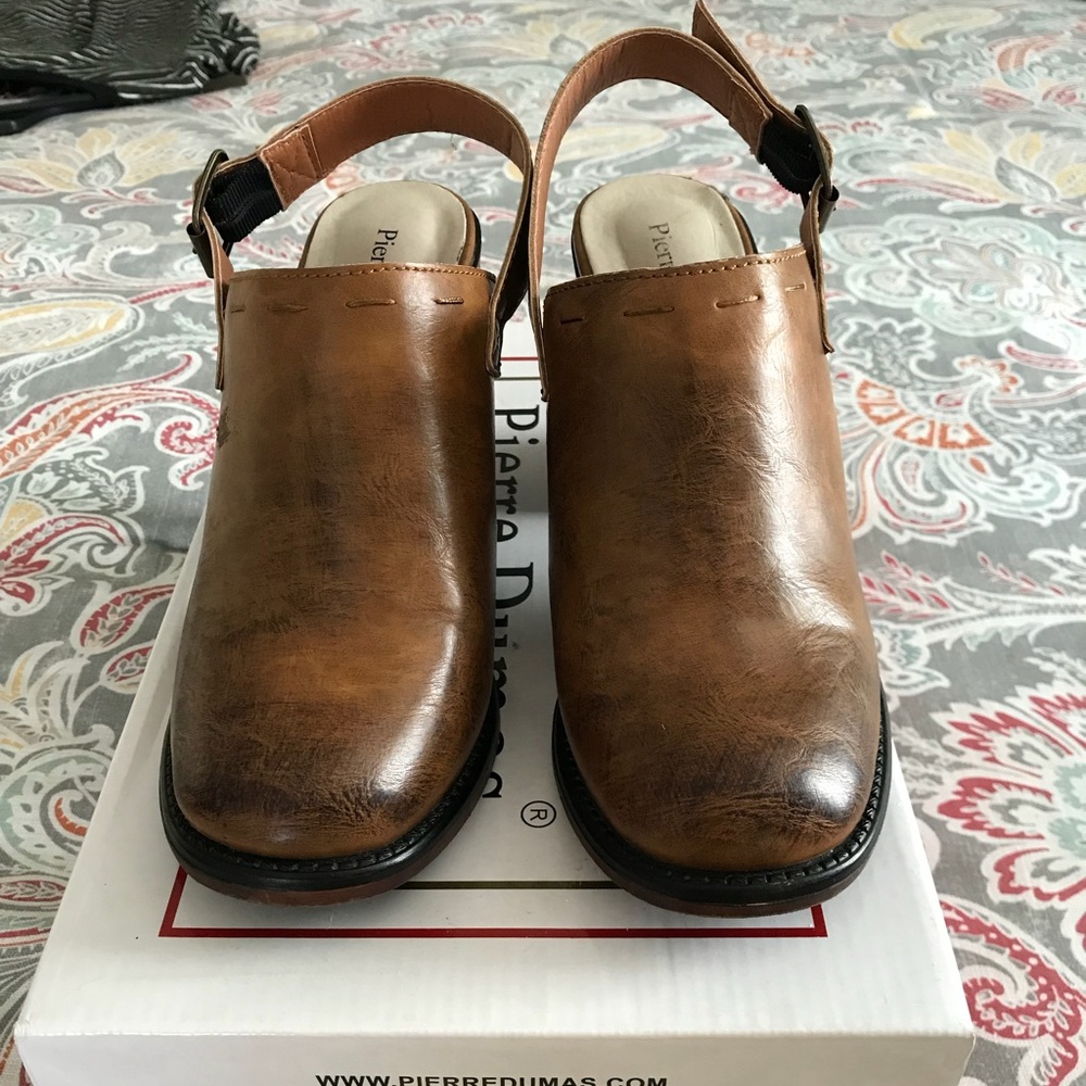 Pierre Dumas Brown Leather clogs